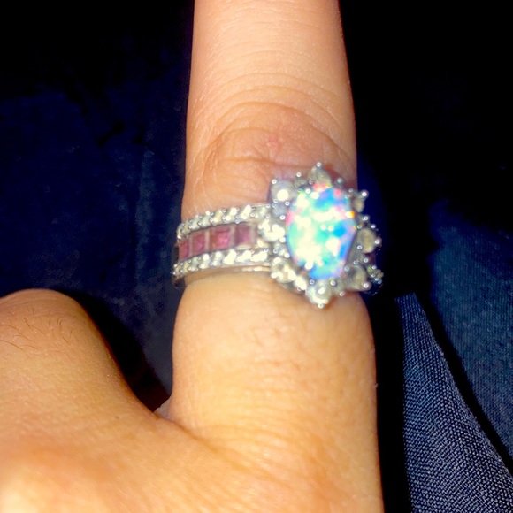 Opal & Amethyst Ring - Picture 1 of 4